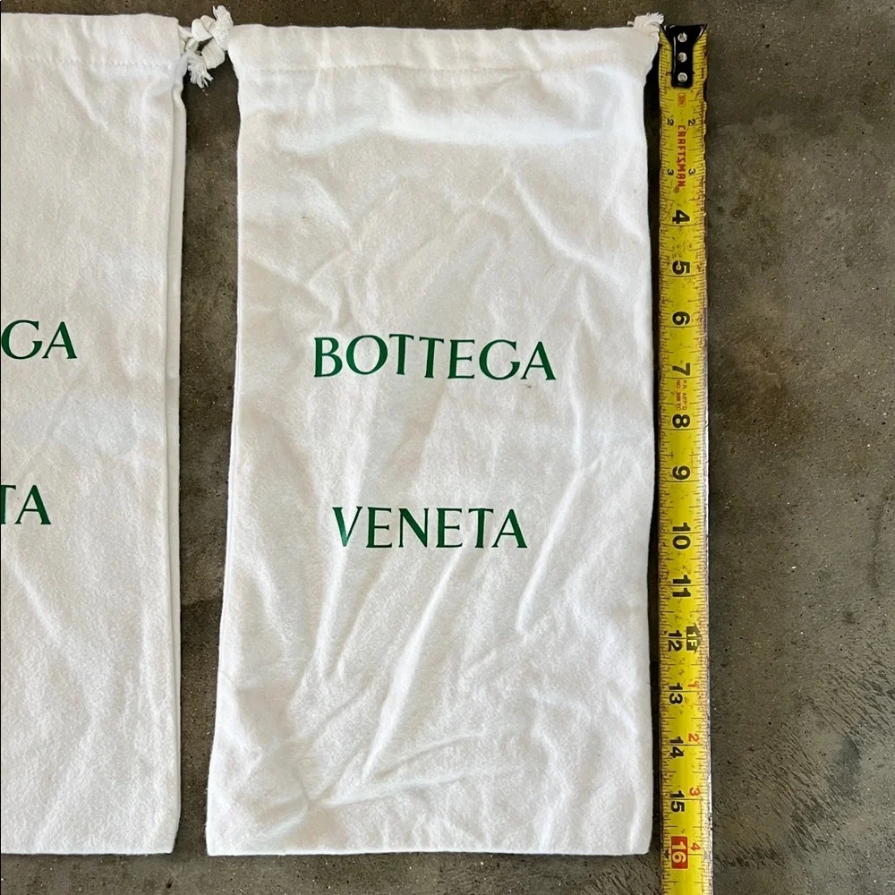 Authentic Bottega Veneta White Drawstring Dust Bags with Green Logo (Pair)